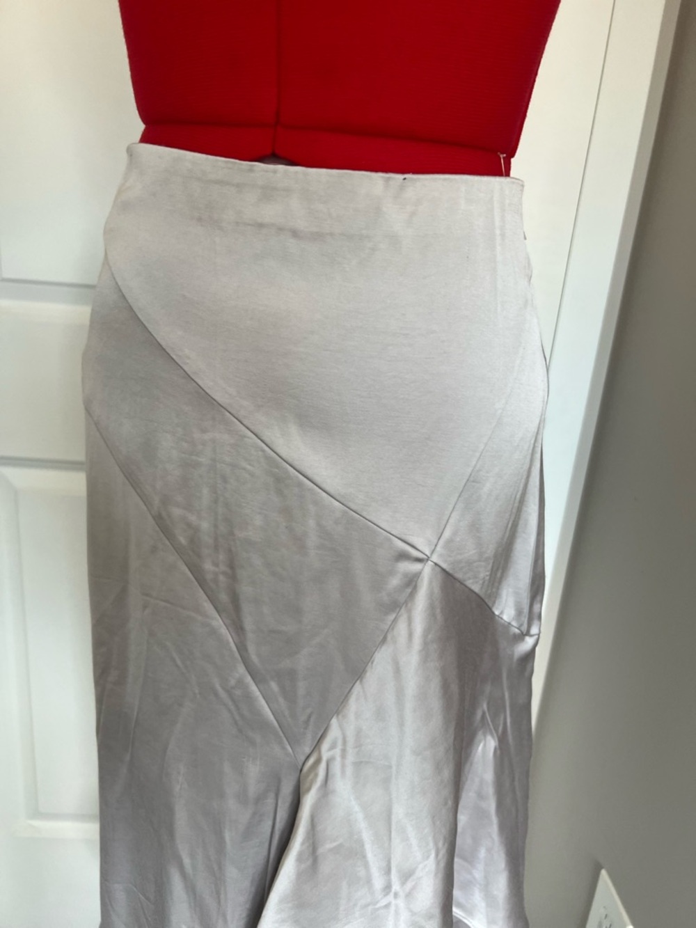 Express Ivory Asymmetrical Satin Midi Skirt - Picture 3 of 7